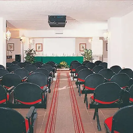 Grand Hotel Smeraldo Beach 